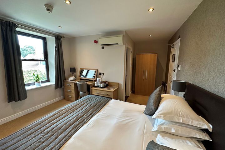 Room 20 of 73