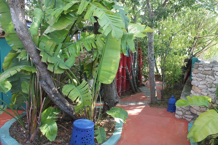 Hotel Exterior 2 of 4