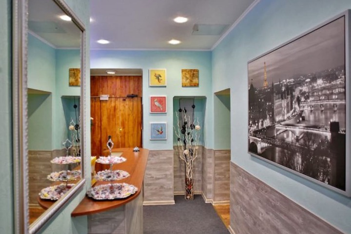 Hotel Interior 4 of 125