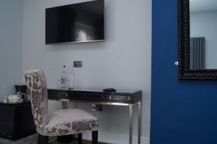 Room 17 of 47
