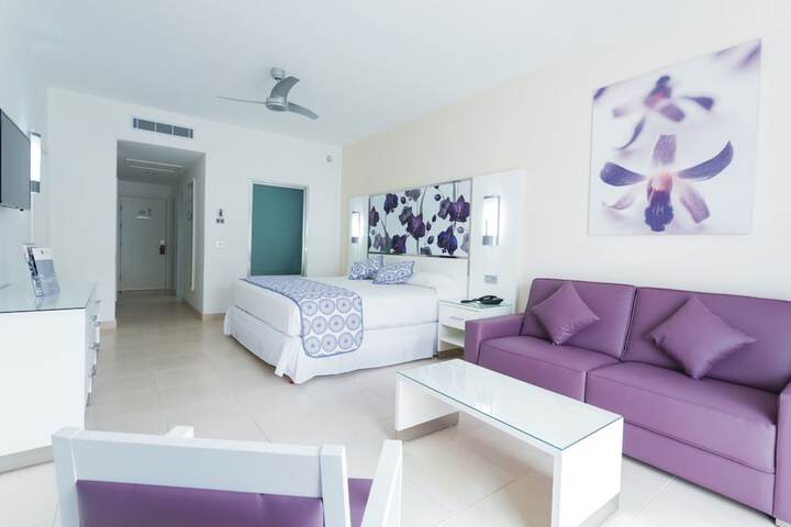 Room 14 of 88