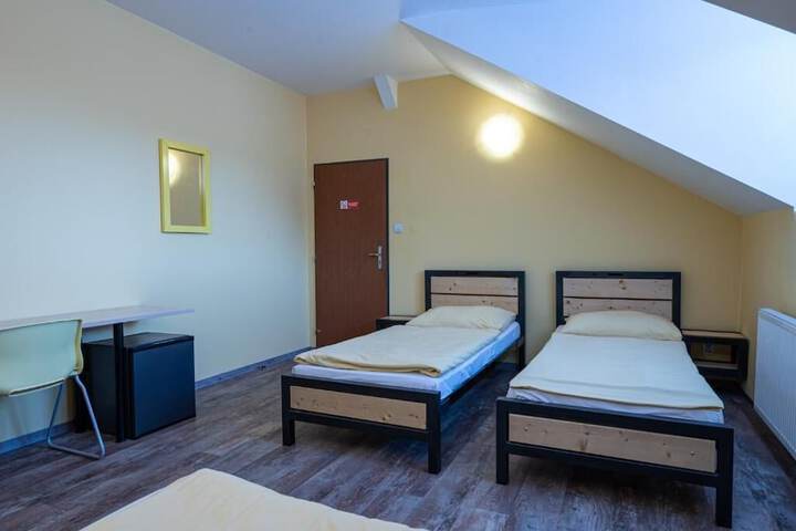 Room 20 of 66