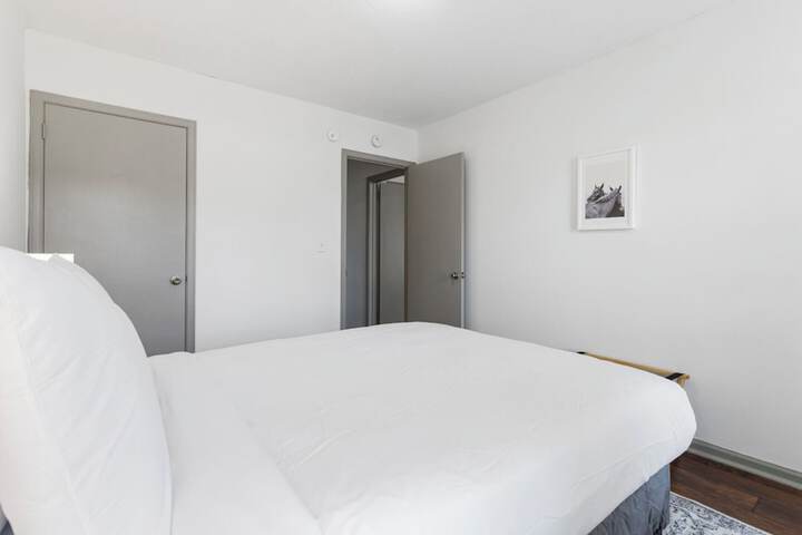 Room 21 of 47