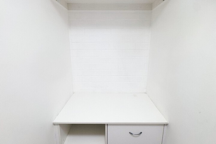 Room 7 of 23