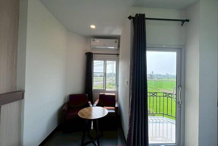 Room 16 of 30