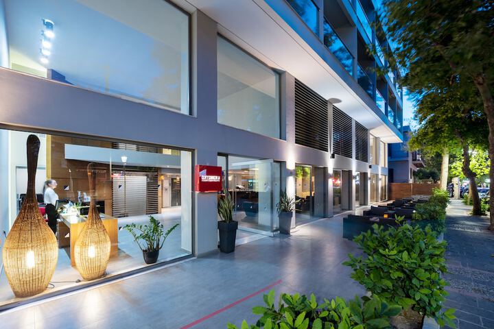 Hotel Entry