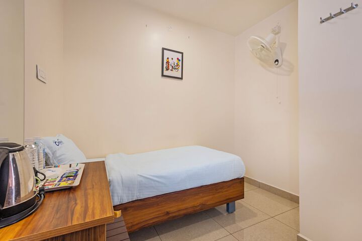 Room 26 of 64