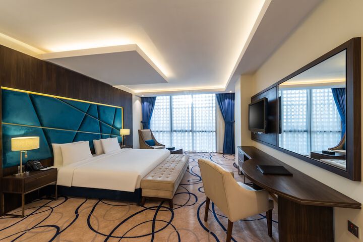 Room 11 of 41