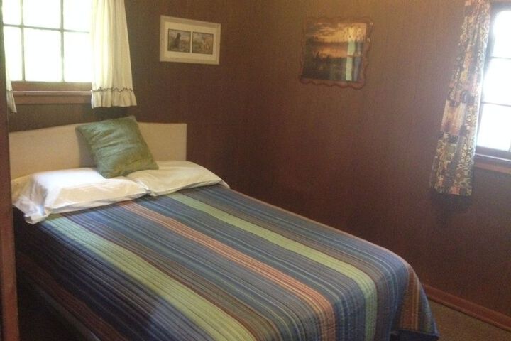 Room 55 of 199