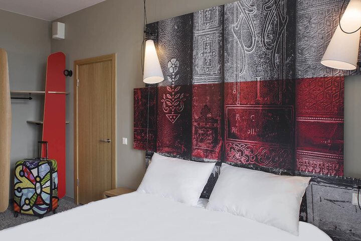 Room 22 of 50
