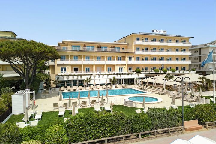 Hotel 113 of 136