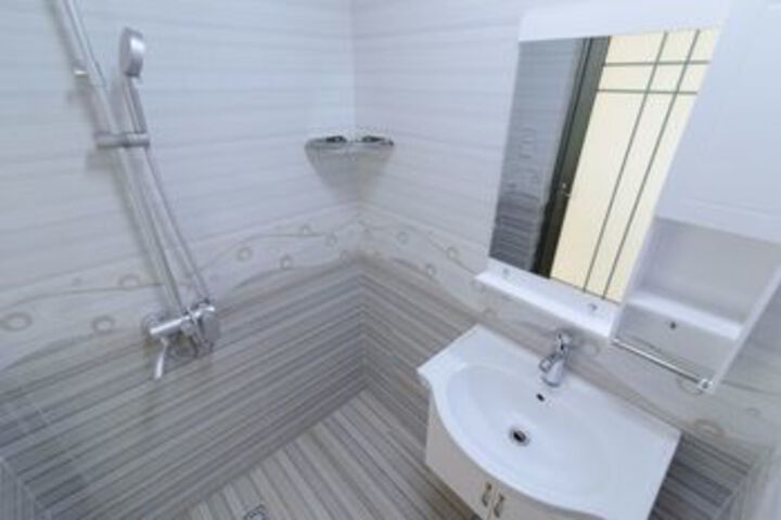Room 5 of 36