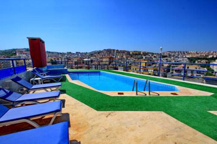 Pool 16 of 17