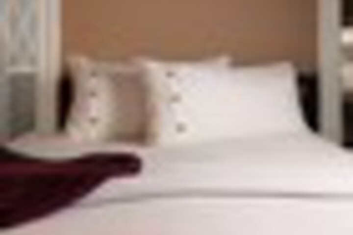 Room 11 of 282