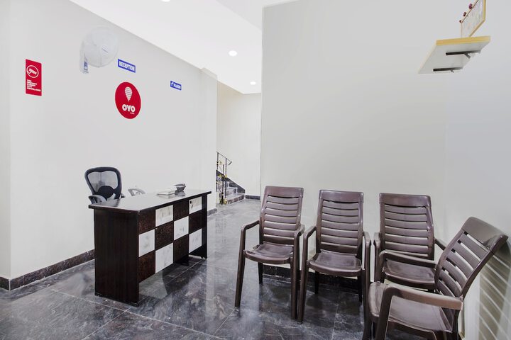OYO 9936 DELIGHT INN