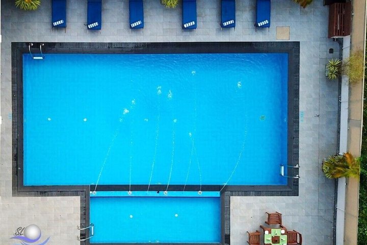 The Ocean Pearl