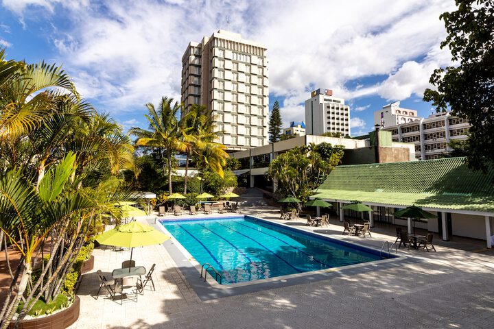 Hotel with Pool