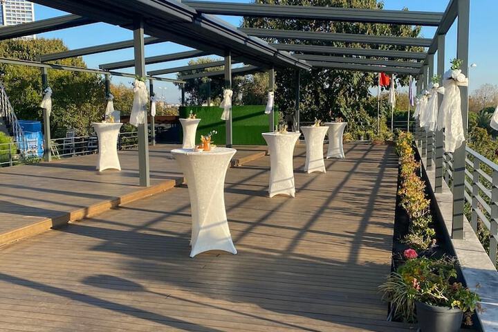 Terrace/Patio 27 of 62