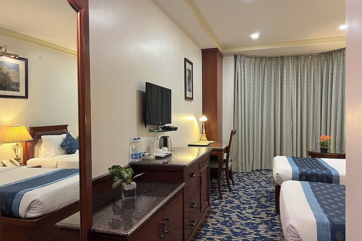 Room 52 of 164