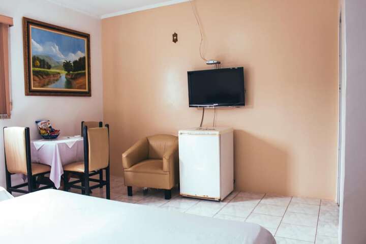 Room 14 of 35