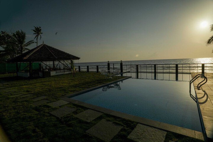 Hotel 16 of 16