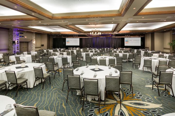 Banquet hall