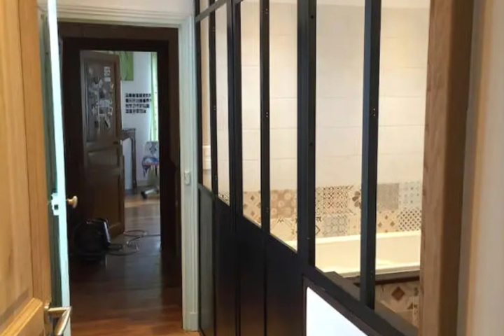 Room 12 of 16