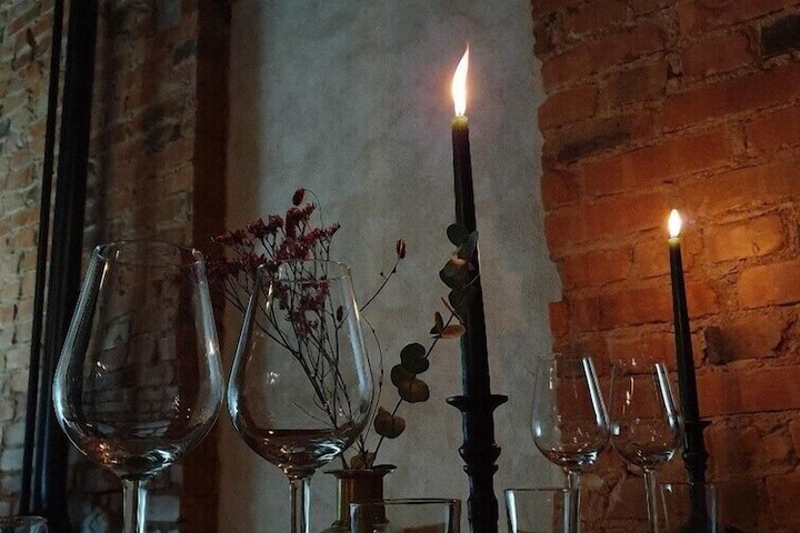 Dining 27 of 36