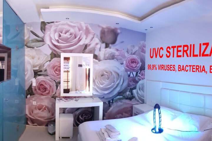 Room 8 of 52