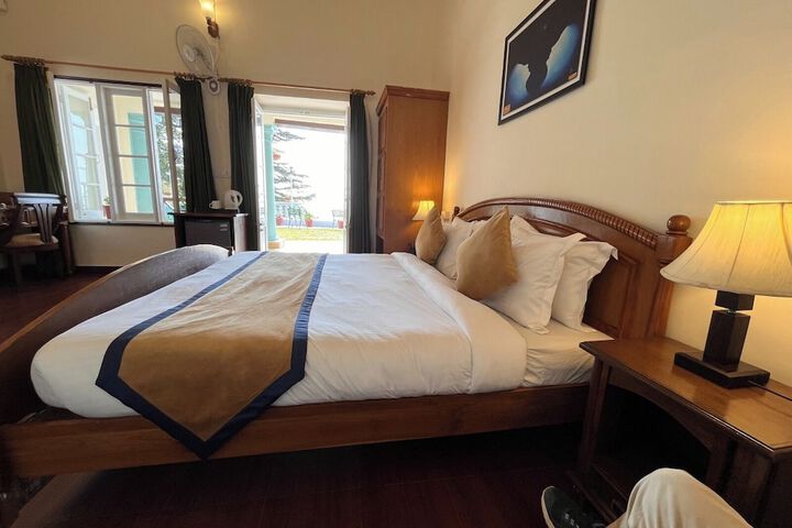 Room 30 of 174
