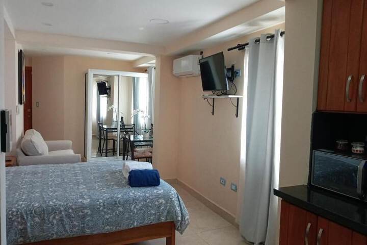 Room 7 of 19