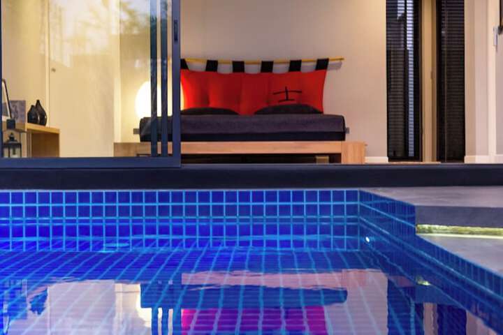 Pool 107 of 154