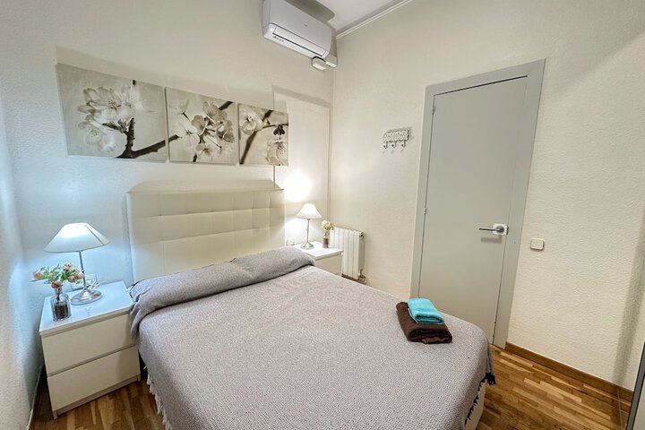 Room 7 of 24