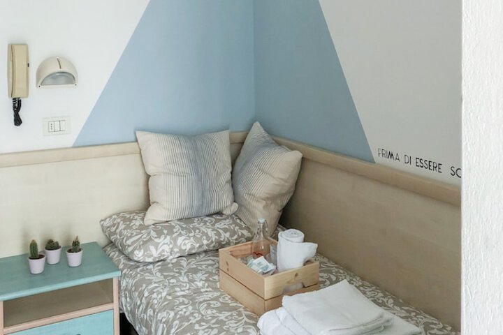 Room 12 of 55