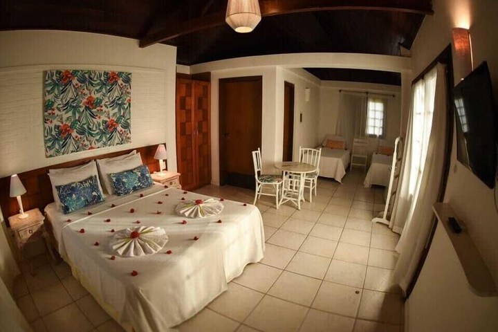 Room 27 of 85