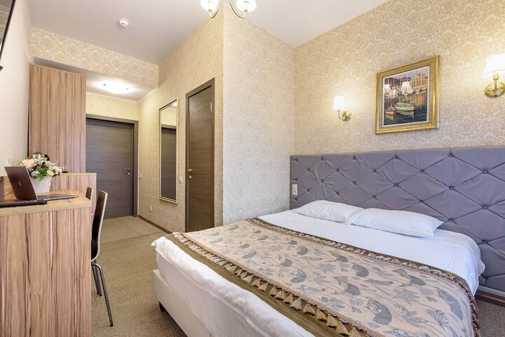 Room 14 of 53