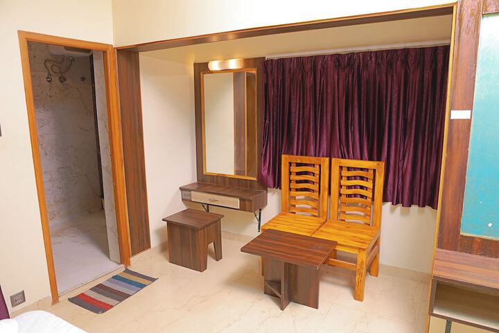 Room 42 of 84