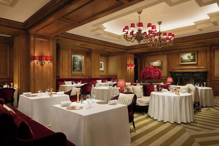 Dining 62 of 138