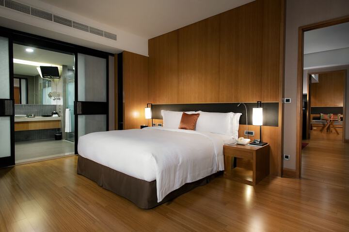 Room 19 of 57
