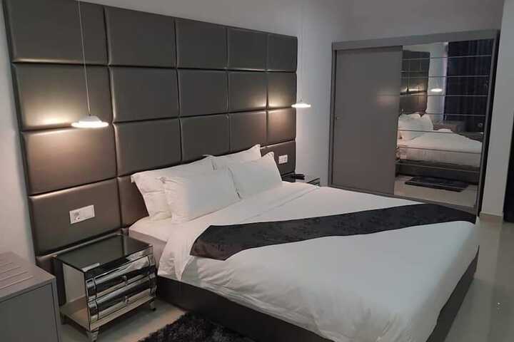 Room 7 of 20