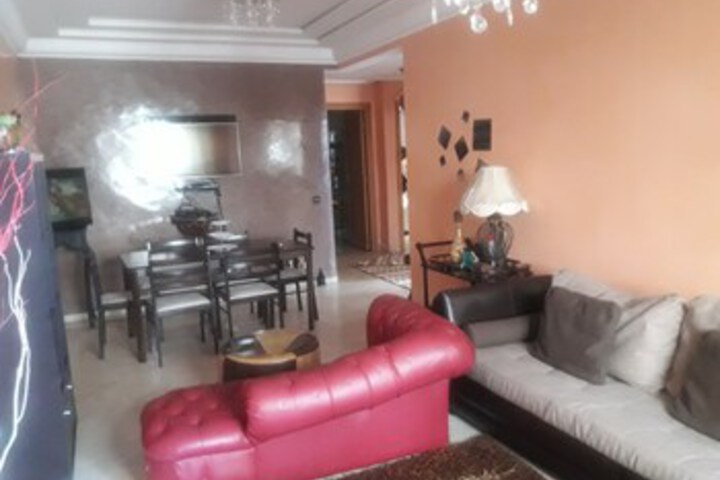 Room 8 of 12
