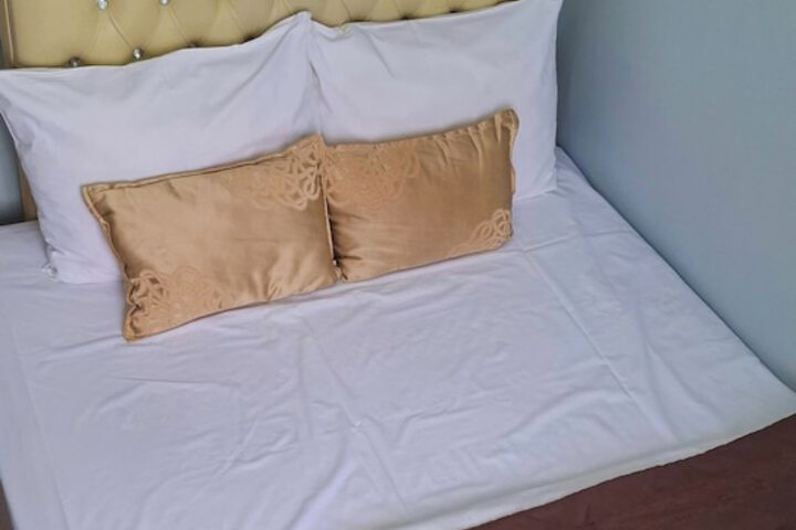 Room 4 of 29