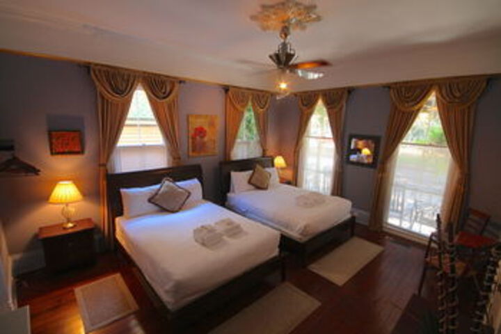 Room 55 of 120