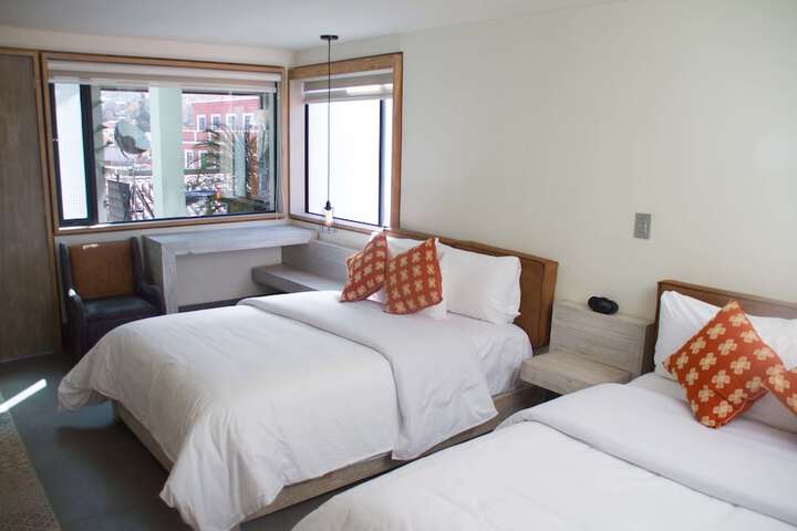 Room 5 of 58