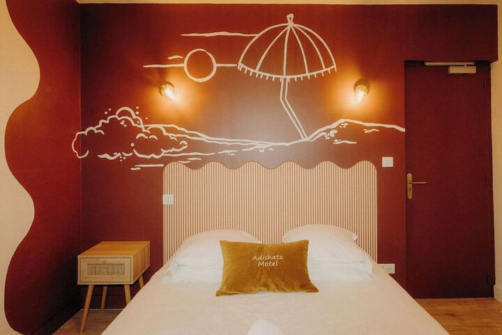 Room 27 of 79