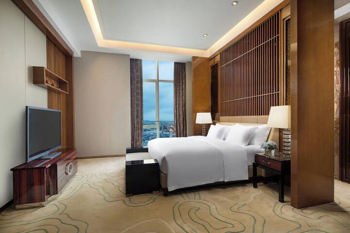 Room 2 of 55