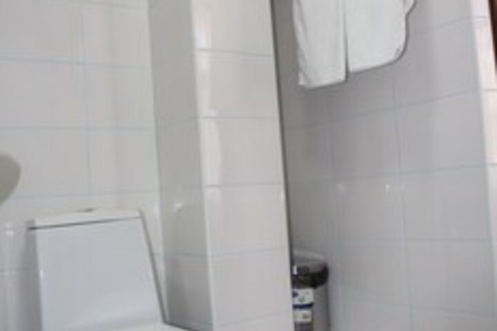 Room 2 of 25