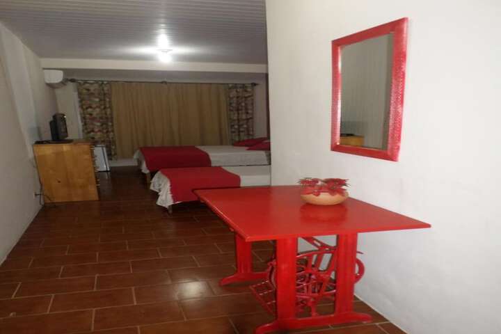 Room 10 of 24