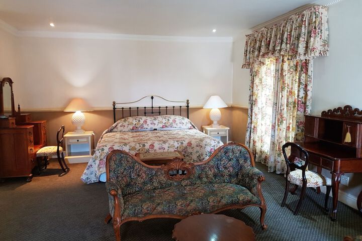 Room 15 of 61