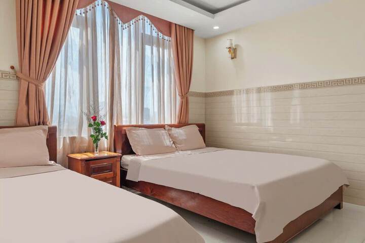 Room 8 of 21